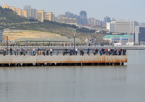 Youth pushing pedals on Baku Boulevard on eve of European Games - PHOTOS